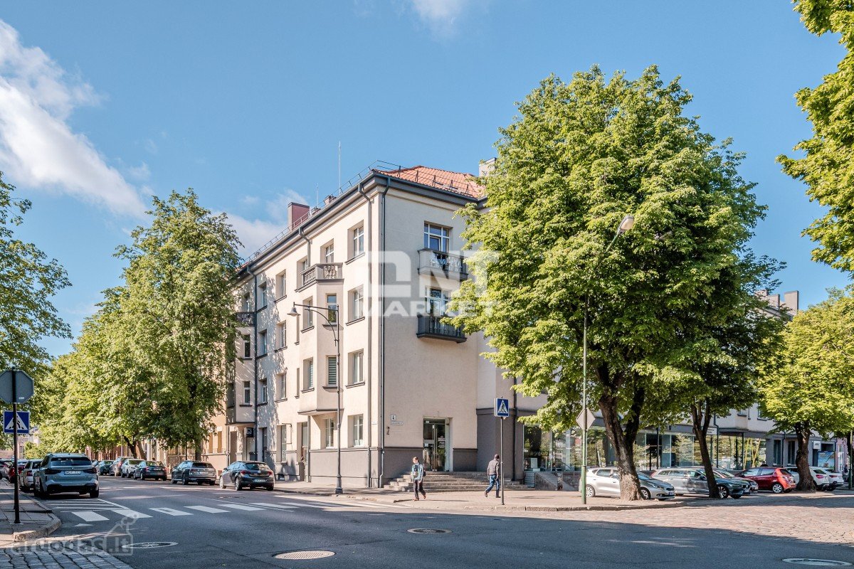 Ieškote namų, kuriuose dera erdvė,