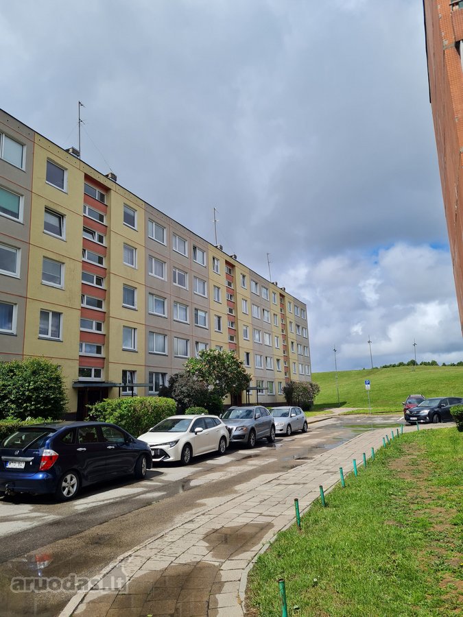 Parduodamas Šviesus 2 Kambarių Butas I.