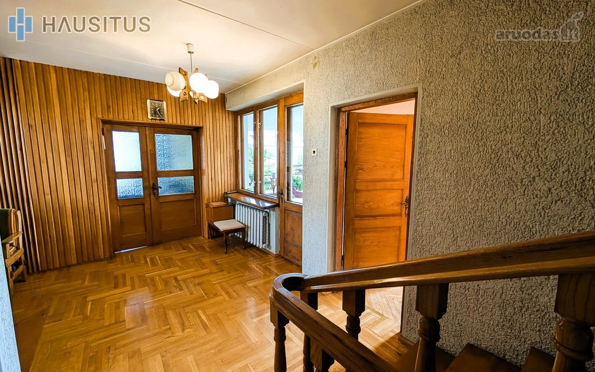 Parduodamas 297 Kv.m. Namas Su Dideliu Sklypu - nuotraukos Nr. 9