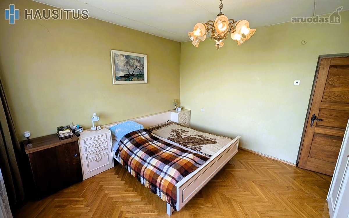 Parduodamas 297 Kv.m. Namas Su Dideliu Sklypu - nuotraukos Nr. 32