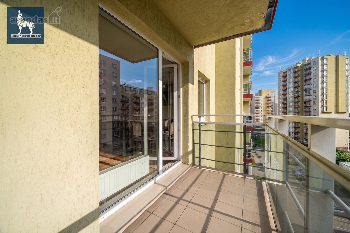 Šviesus ir erdvus 3 kambarių butas Pašilaičiuose - nuotraukos Nr. 8