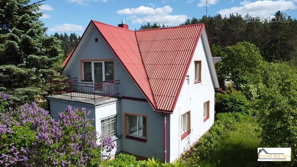 Parduodamas Erdvus Vieno Aukšto Su Mansarda