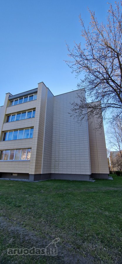 Parduodamas 54 kv. m ploto 2 kambarių butas