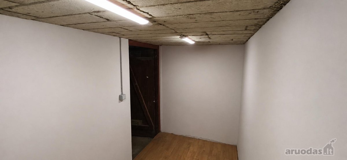 Išnuomojamas erdvus ir šiuolaikiškai įrengtas - nuotraukos Nr. 14