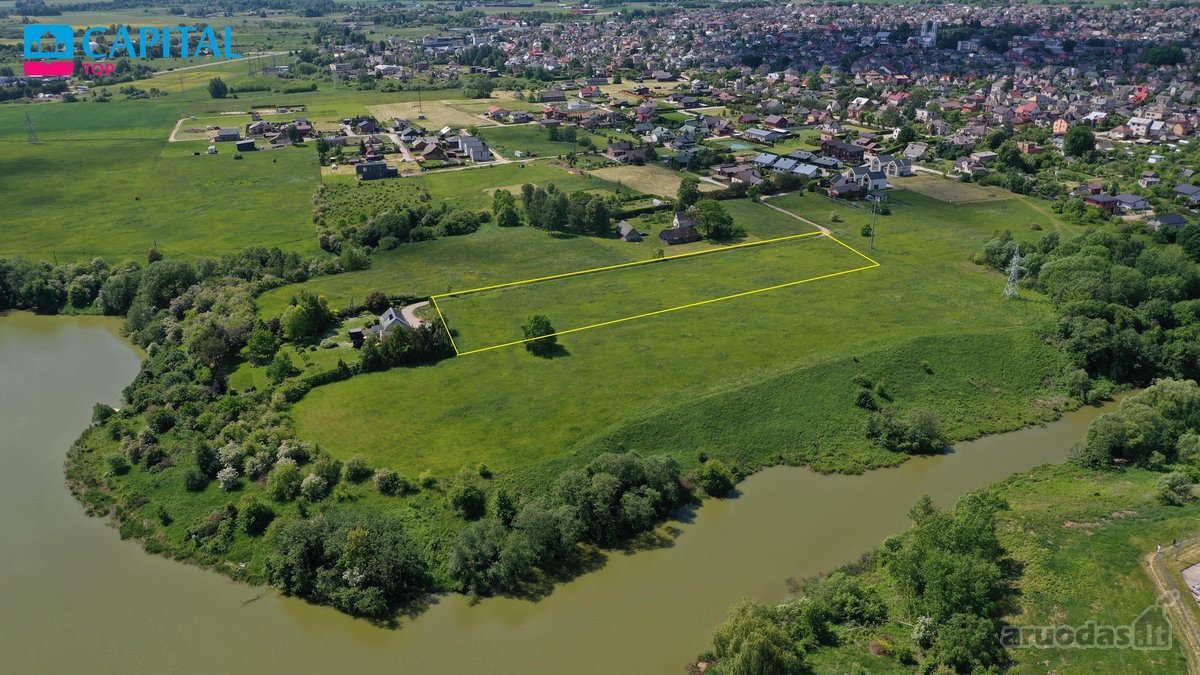 Parduodamas 1,06 ha sklypas perspektyvioje
