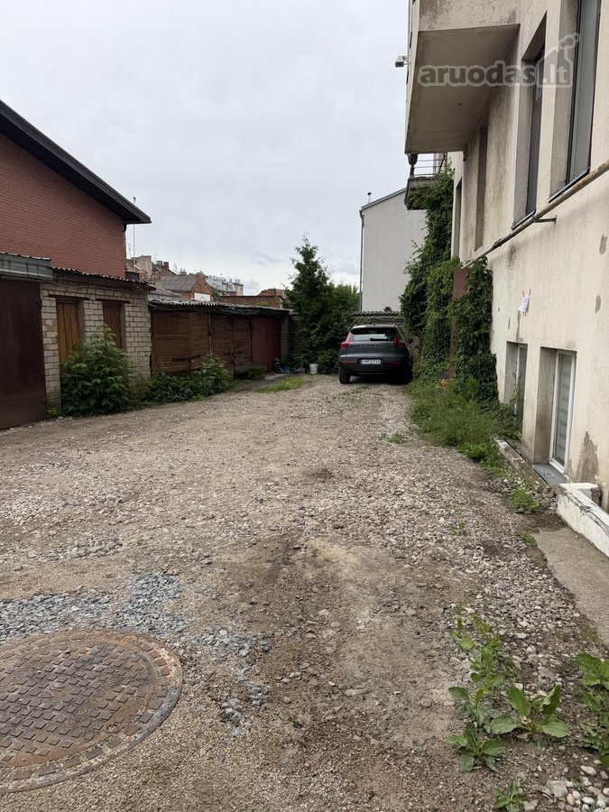 Parduodamas garažas. Stogas neleidžia, duris - nuotraukos Nr. 2