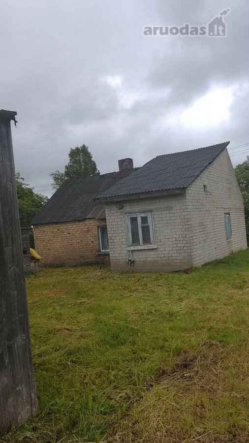 Parduodama sodyba Naudvario km. 2km nuo