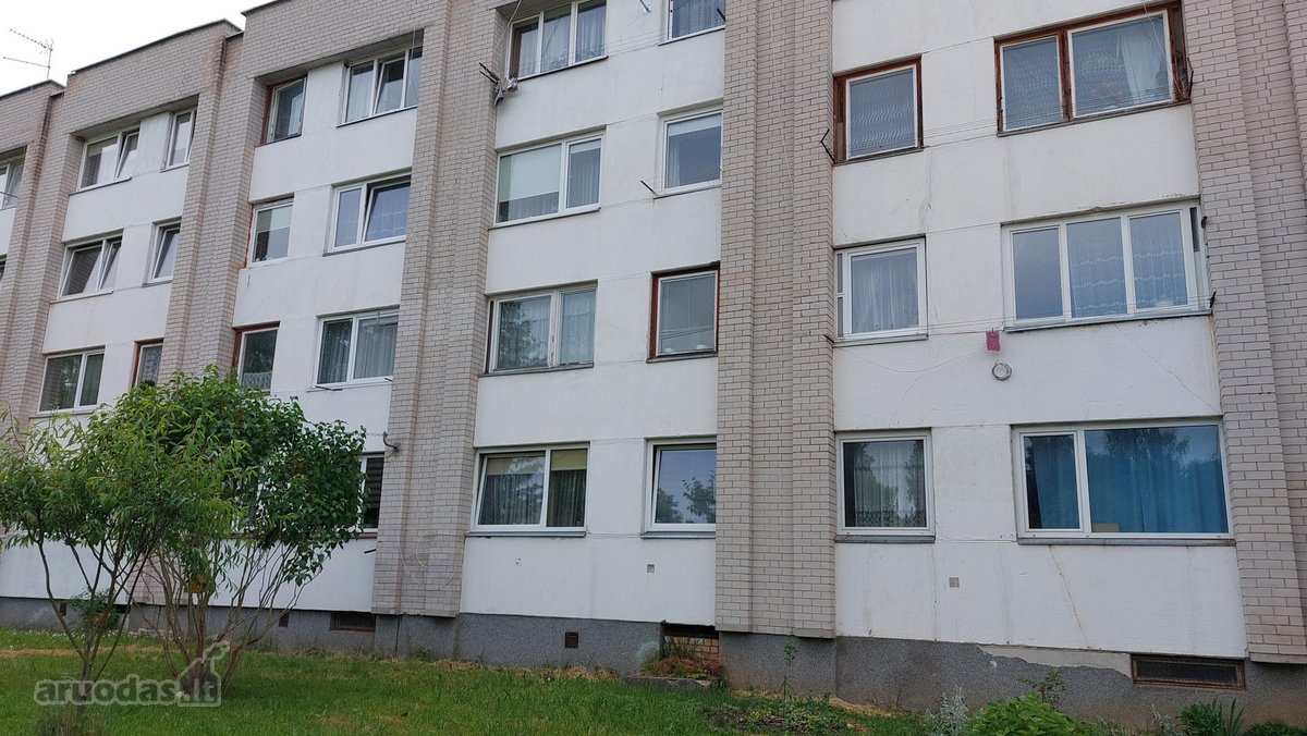 Parduodamas vieno kambario (bendrabučio tipo)