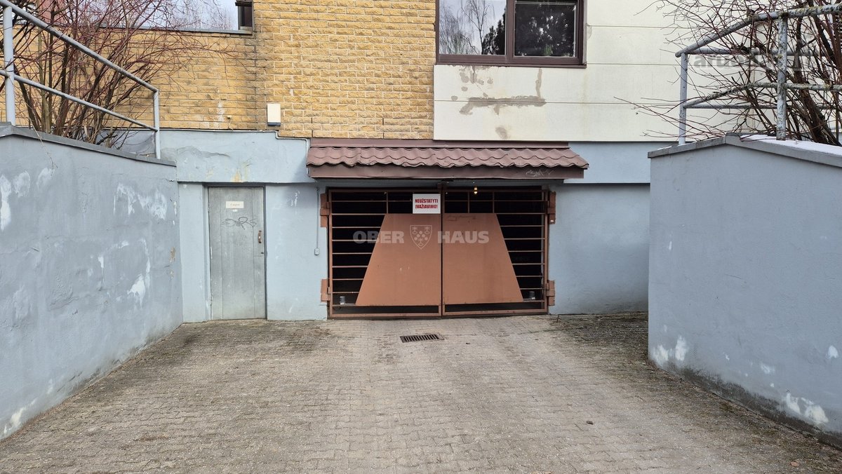 Parduodamos 97,54 M² Sandėliavimo / Garažo