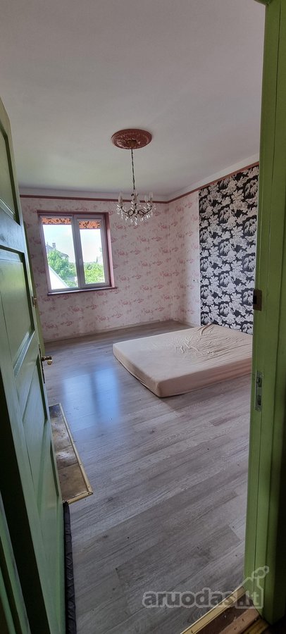 Parduodama įrengta namo dalis antrame aukšte. - nuotraukos Nr. 19