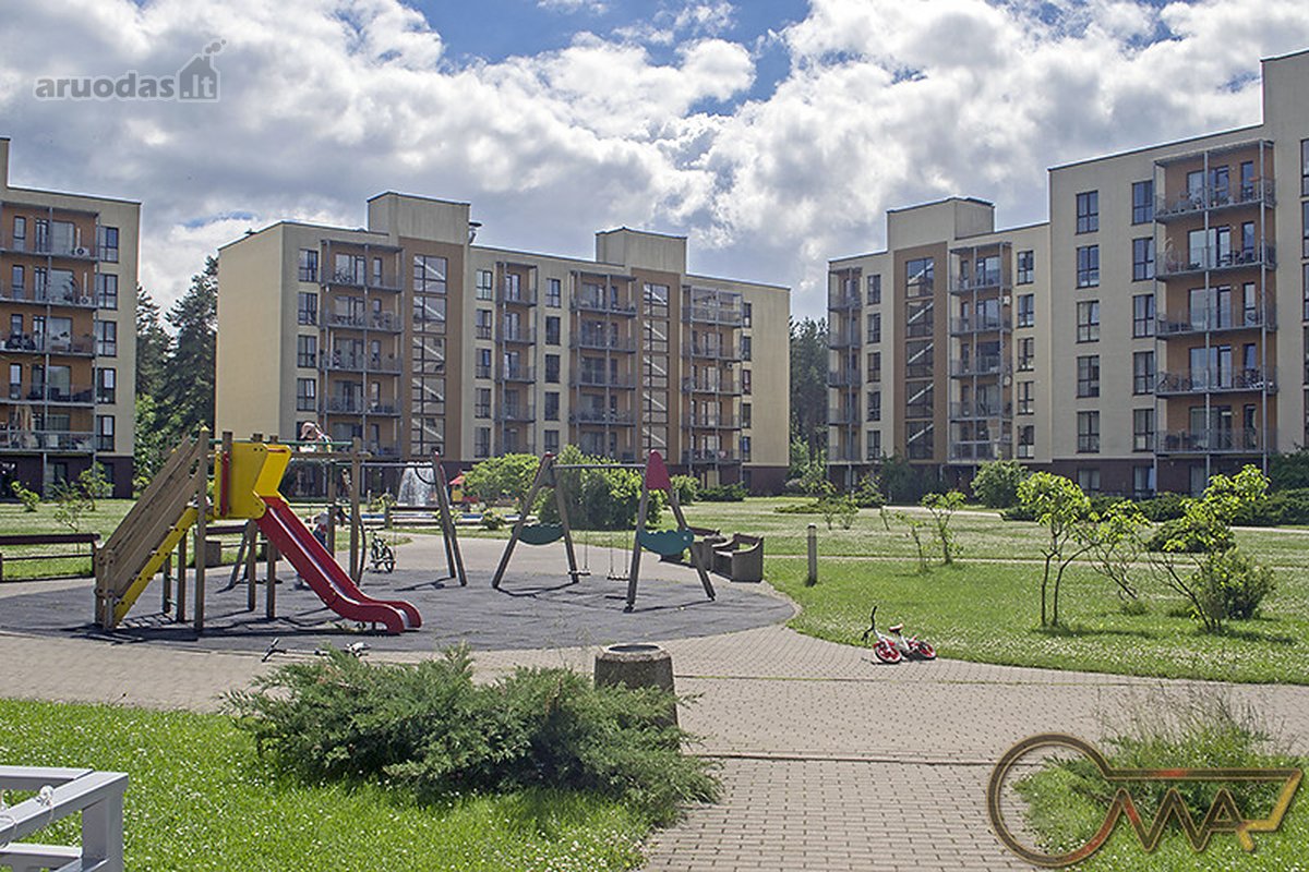 Lazdynuose parduodamas jaukus 2 kambarių