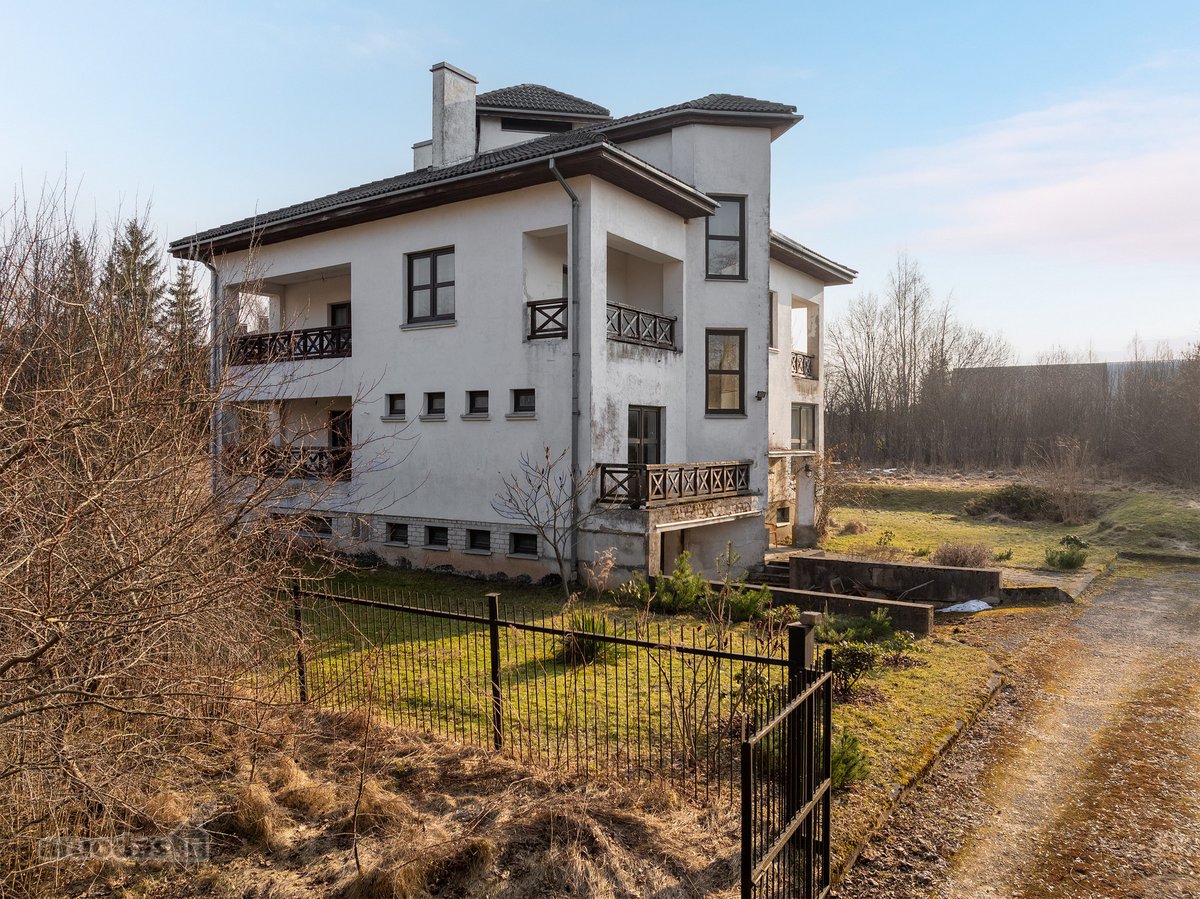 Parduodamas jaukus ir erdvus namas ramioje - nuotraukos Nr. 37