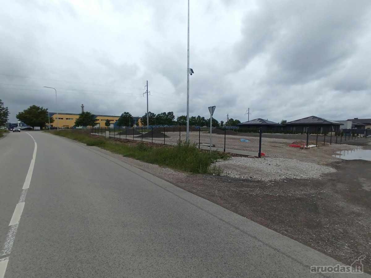 Ilgalaikė aikštelės nuoma šalia vasario 16