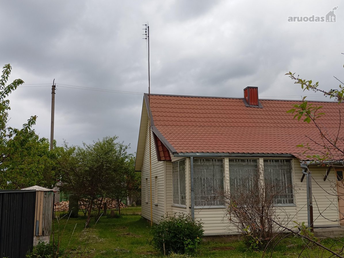Parduodamas namas su visais baldais ir - nuotraukos Nr. 2