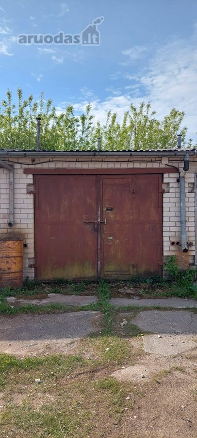 Parduodamas erdvus garažas Ramygalos g-vės