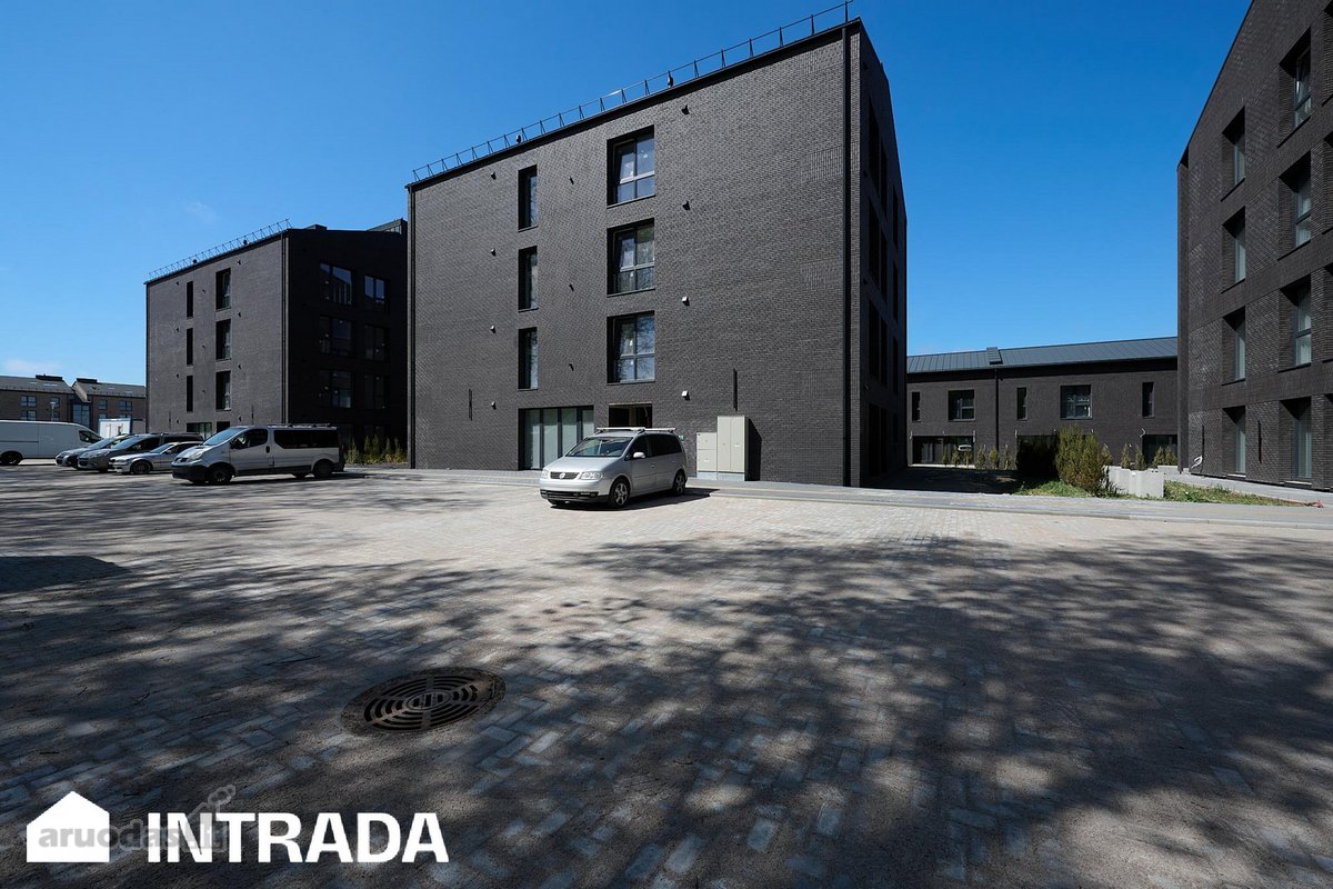 Išskirtinis butas su antresole ir iki 4,45 m - nuotraukos Nr. 13