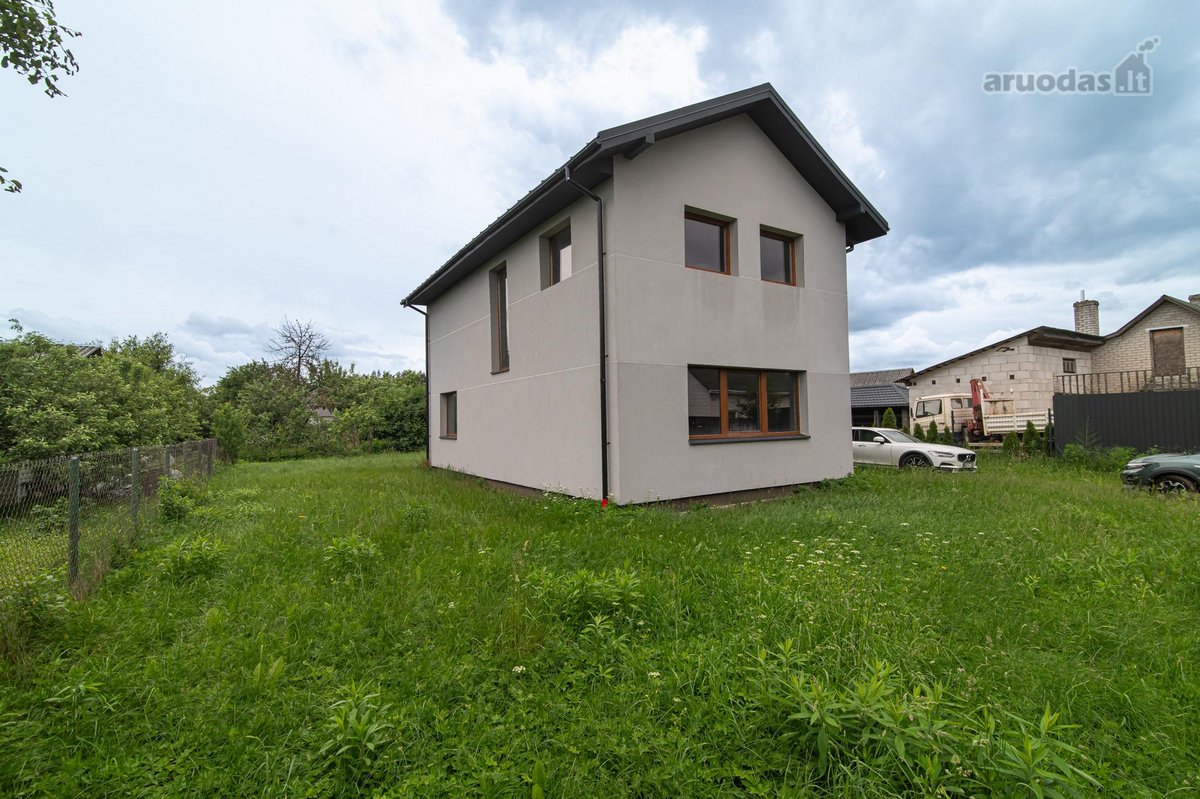 Parduodamas 126 kv. m gyvenamasis namas su - nuotraukos Nr. 4