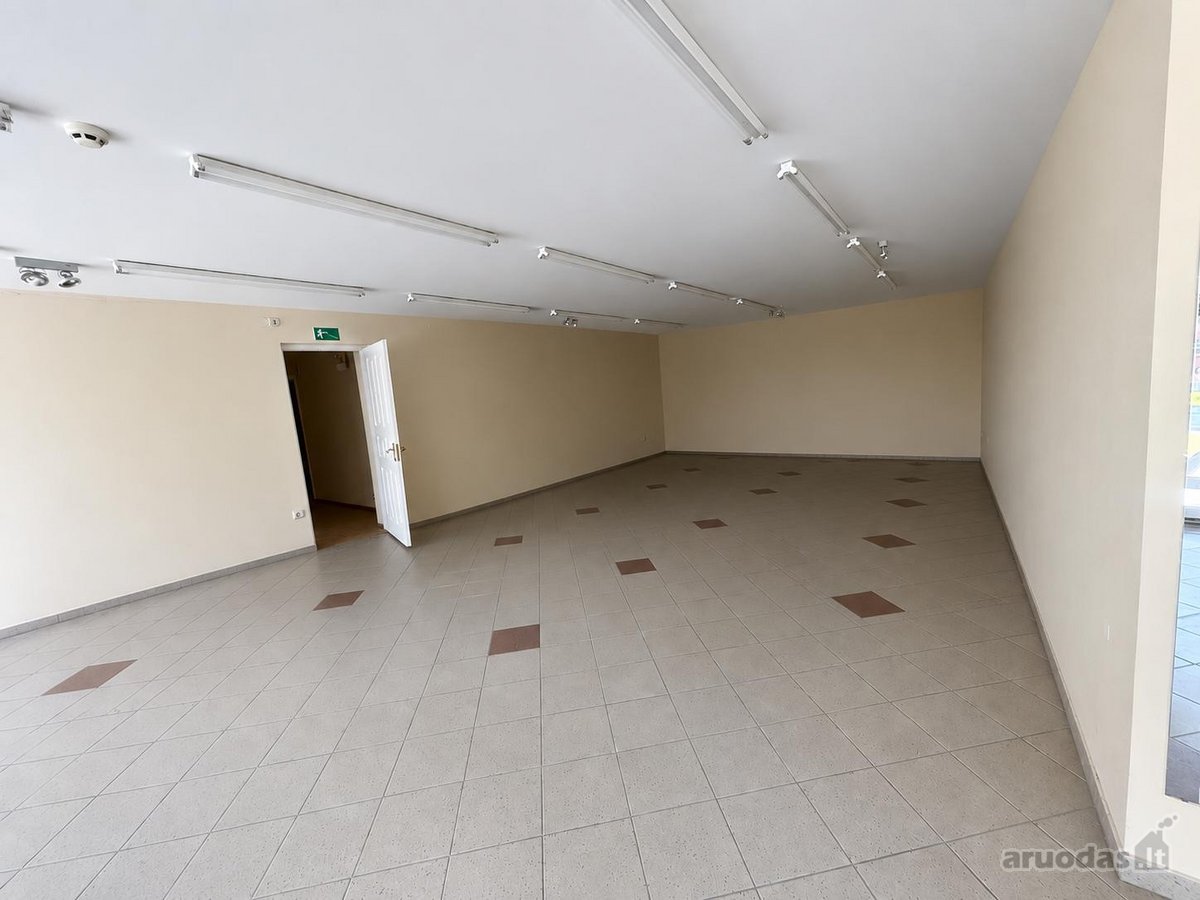 Parduodamos Patalpos Raseinių Miesto Centre - nuotraukos Nr. 4