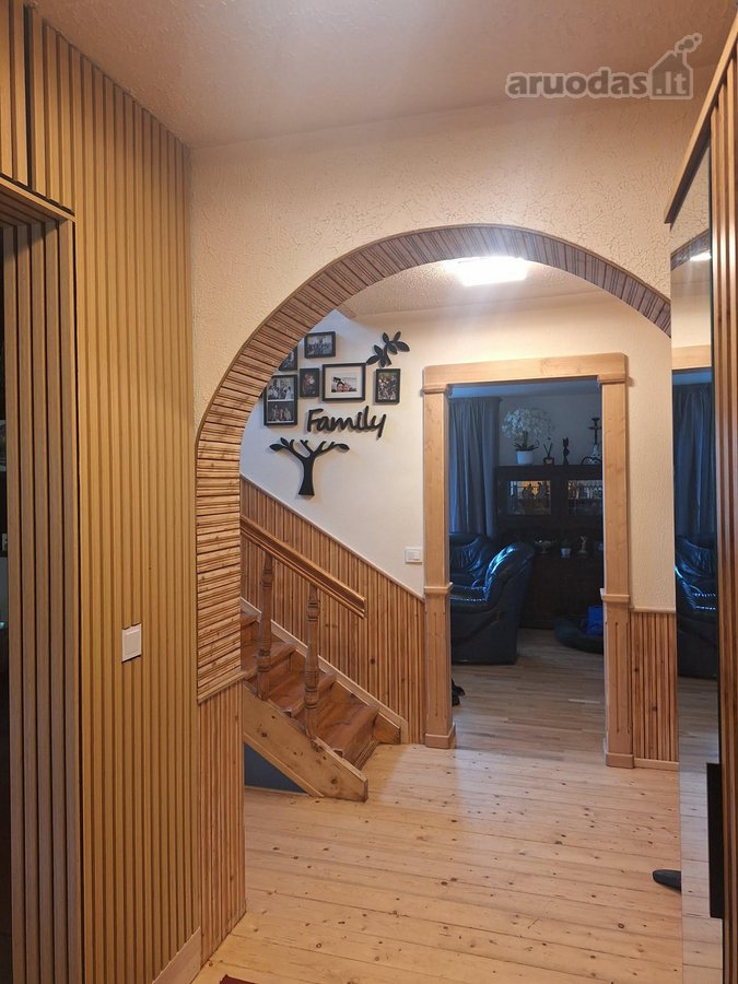 Parduodamas gyvenamas namas,strategiškai - nuotraukos Nr. 19