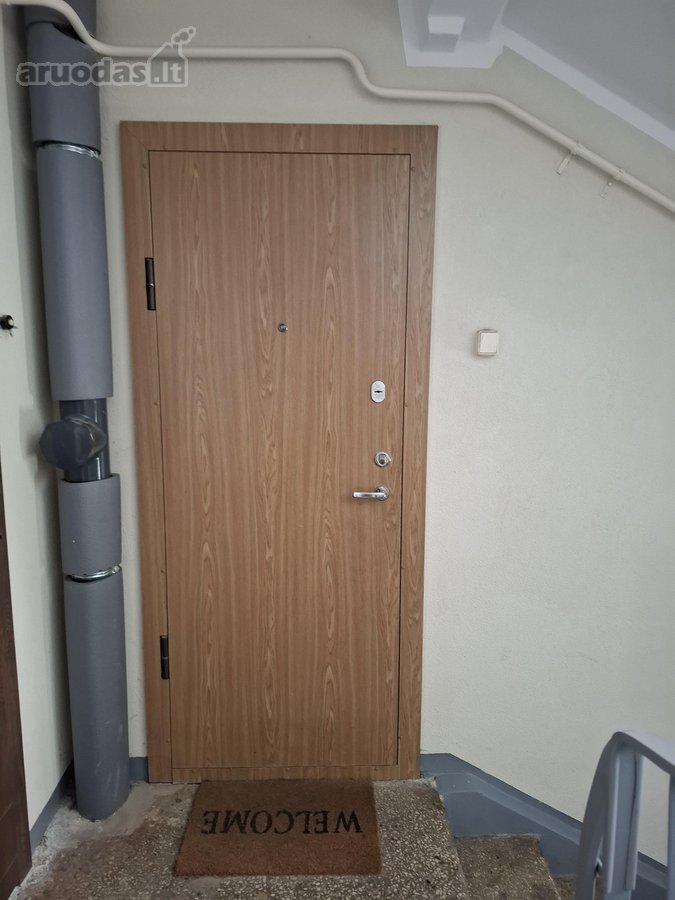 Butas pirmame aukšte, namas renovuotas,