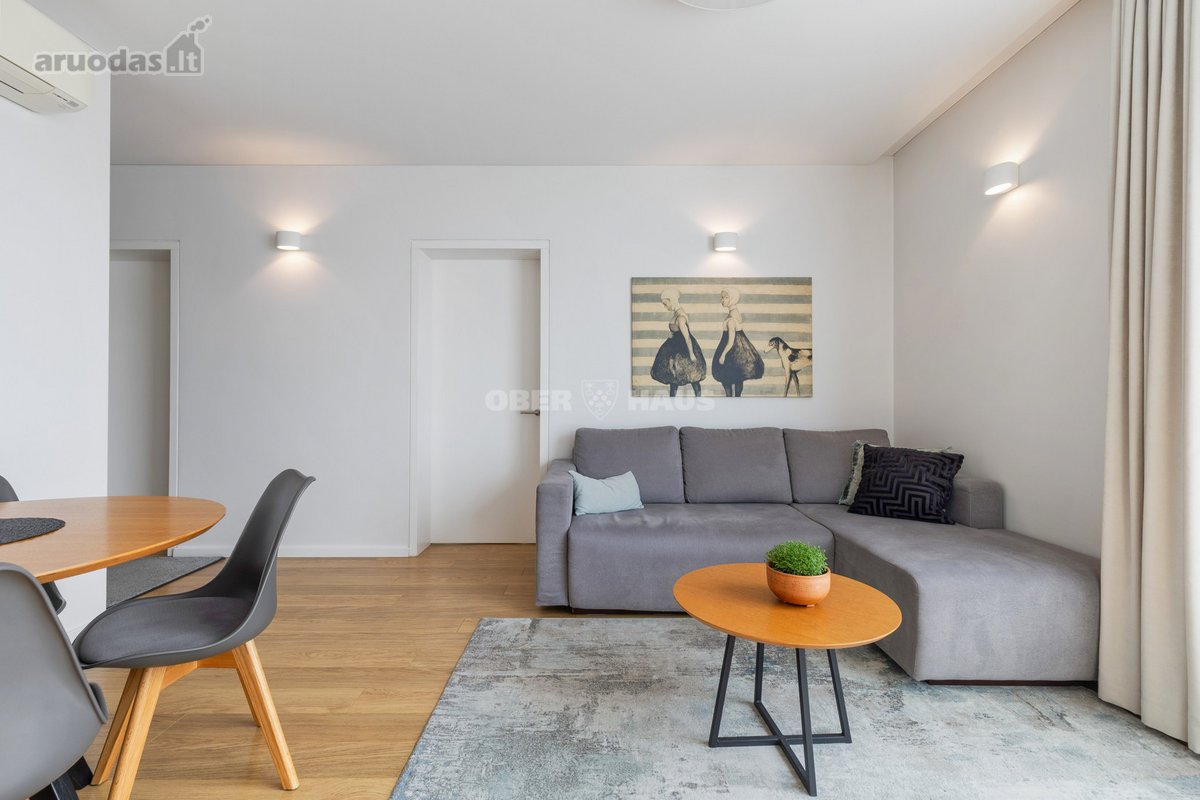 Erdvus ir šviesus 3 kambarių butas vienoje - nuotraukos Nr. 5