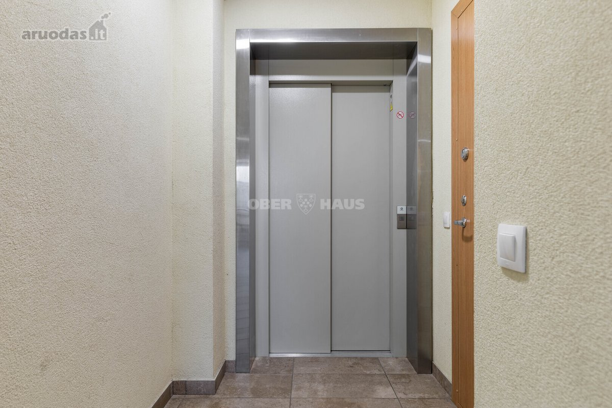 Erdvus ir šviesus 3 kambarių butas vienoje - nuotraukos Nr. 27