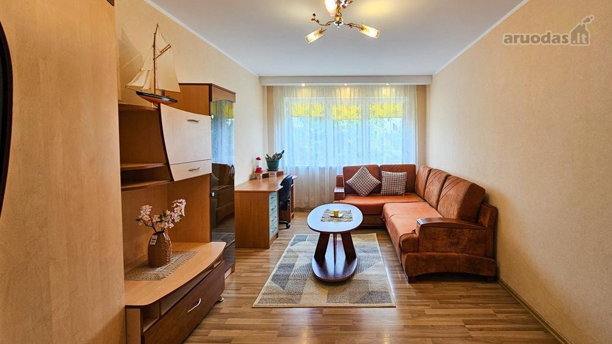 Išnuomojamas Tvarkingas 2 Kambarių Butas