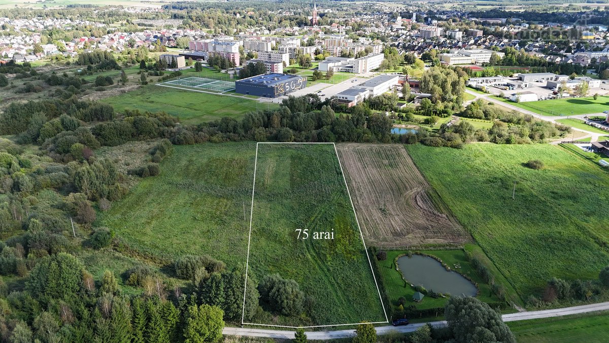 Parduodamas Erdvus 75 Arų Namų Valdos Sklypas