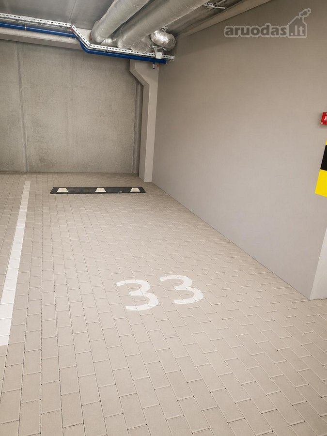 Parkingo vieta Karaliaučiaus g. 26 (Pilaitė):