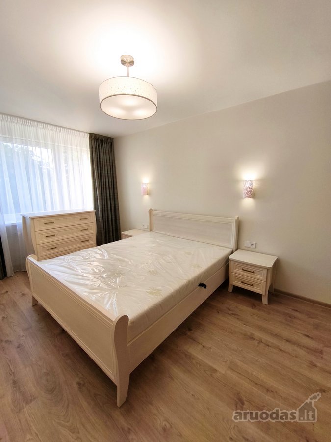 Išnuomojamas naujai suremontuotas 2 k. butas
