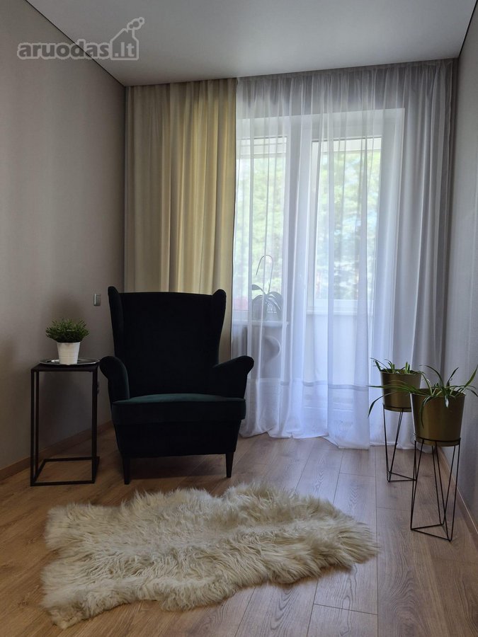 Erdvus, šviesus ir jaukus dviejų kambarių - nuotraukos Nr. 18