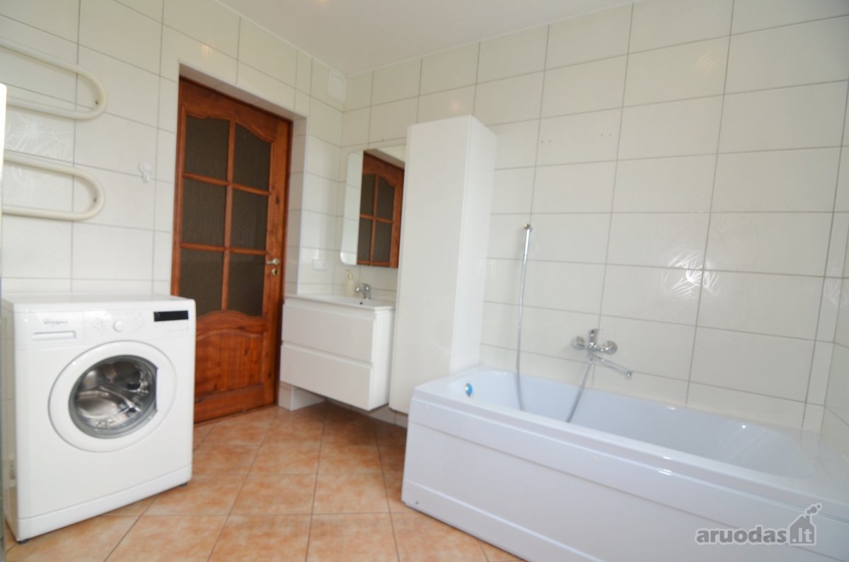 Renovuotas namas su 15,60 arų sklypu Neravuose - nuotraukos Nr. 18