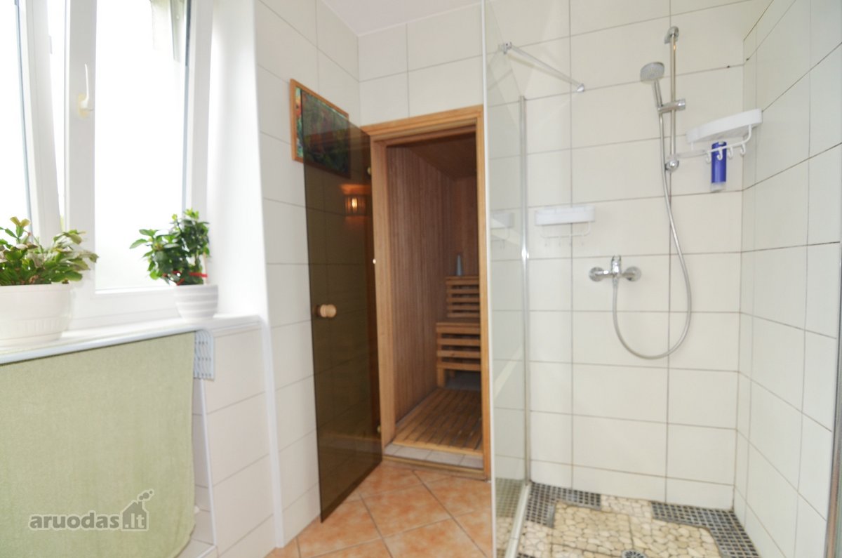Renovuotas namas su 15,60 arų sklypu Neravuose - nuotraukos Nr. 21