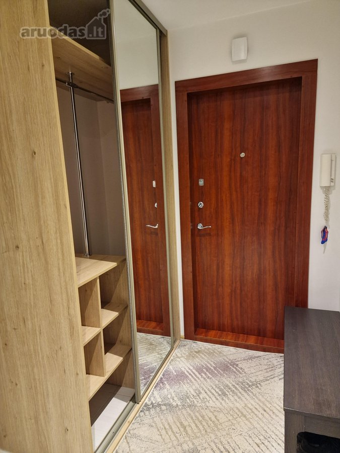 Nuomuojamas šviesus, erdvus 68m2 3 kambarių - nuotraukos Nr. 2