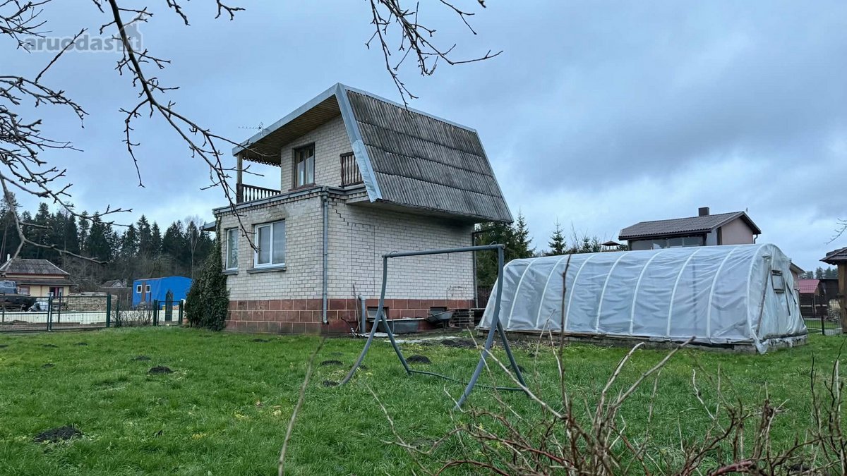 Parduodamas erdvus sodo namas su rūkykla ir - nuotraukos Nr. 8