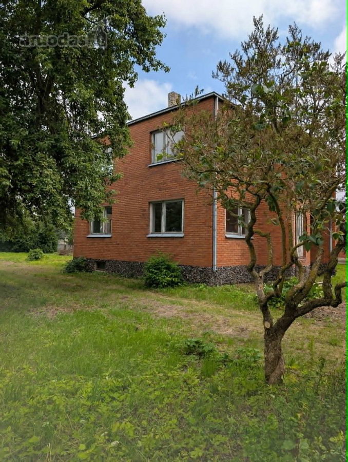 Lazdijų raj.sav., Šeštokų mstl., Jaunimo g. 5