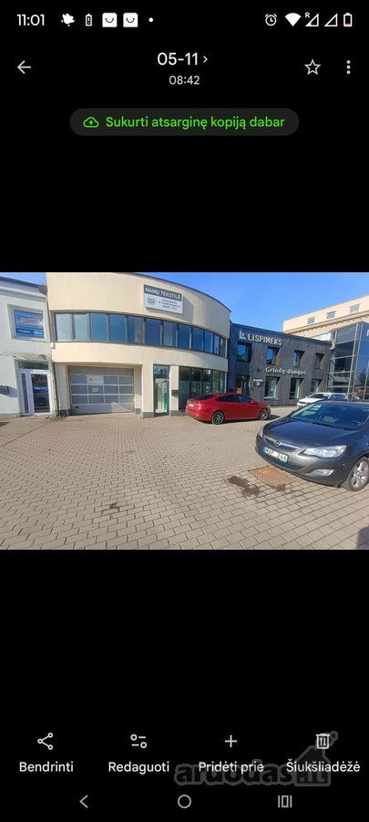 Išnuomojamos komercinės patalpos prie judrios