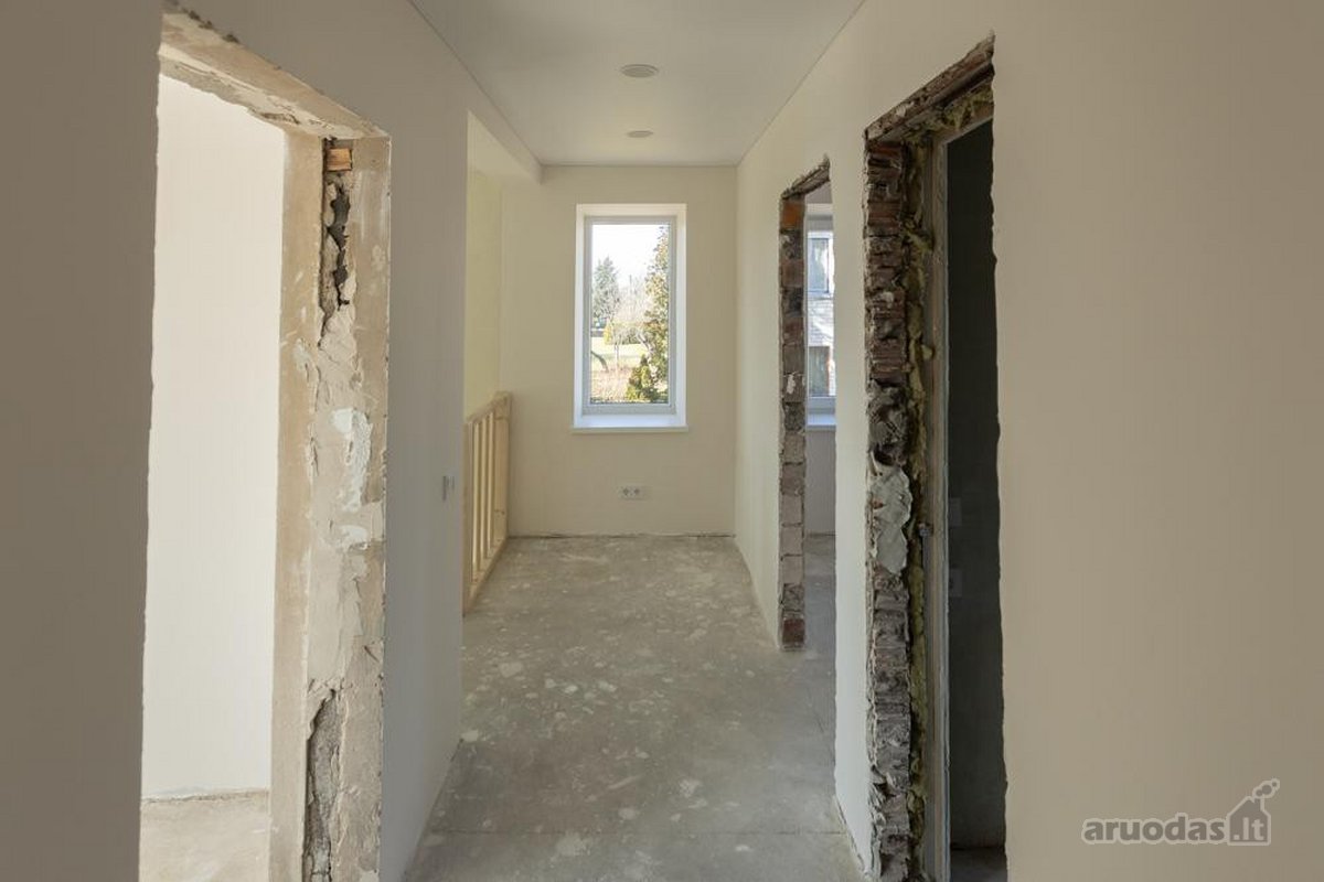 Parduodamas jaukus, pilnai renovuotas - nuotraukos Nr. 30