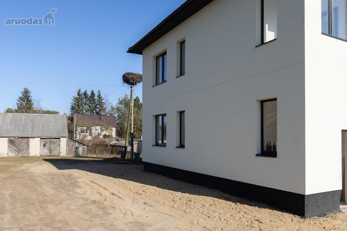 Parduodamas jaukus, pilnai renovuotas - nuotraukos Nr. 10