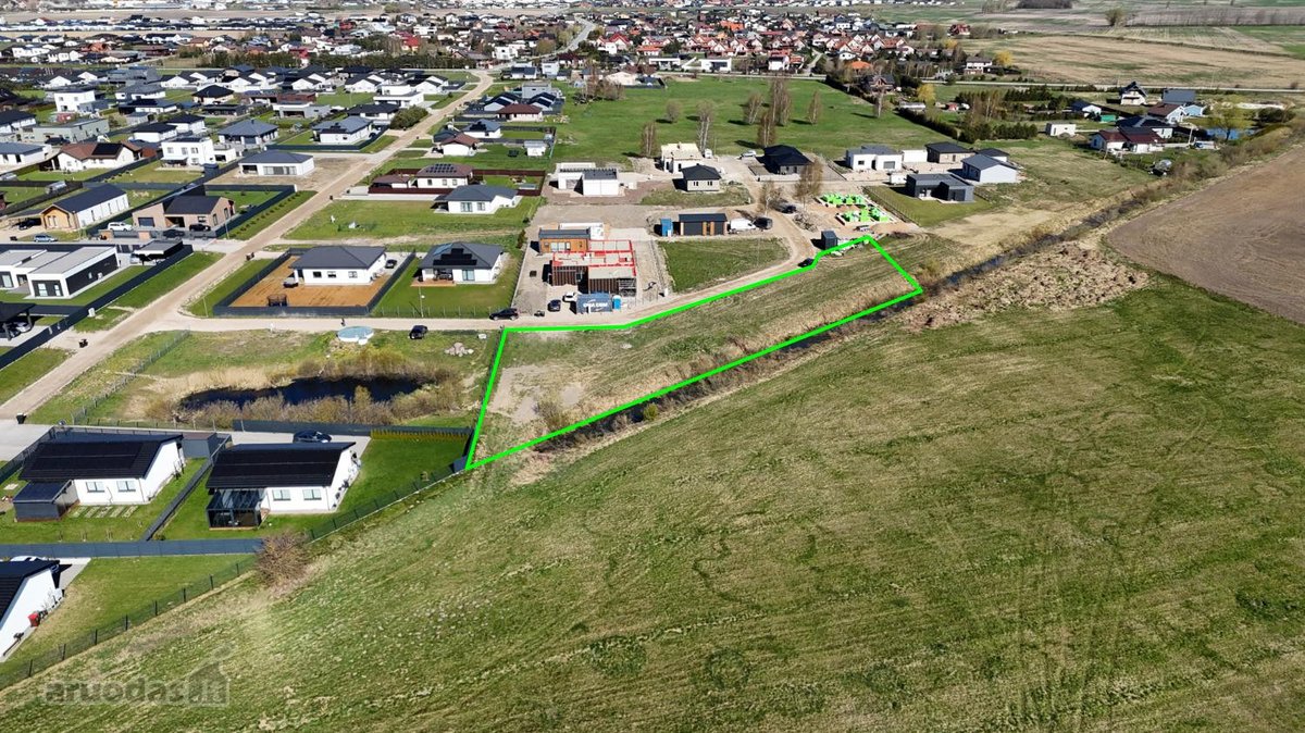 Parduodamas nestandartinis žemės sklypas