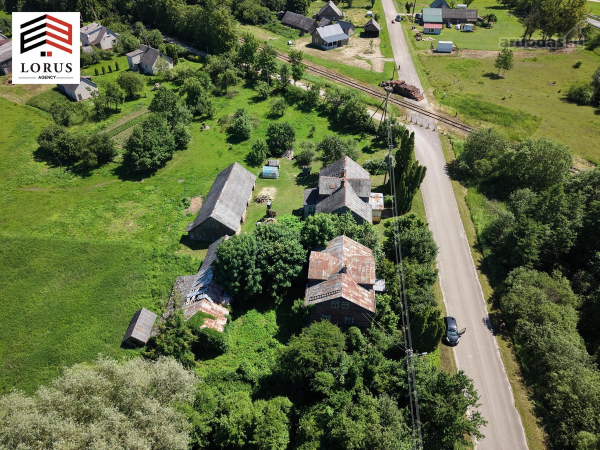 Parduodamas erdvus namas su dideliu 28 arų - nuotraukos Nr. 15
