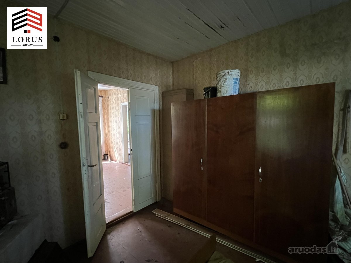 Parduodamas erdvus namas su dideliu 28 arų - nuotraukos Nr. 21