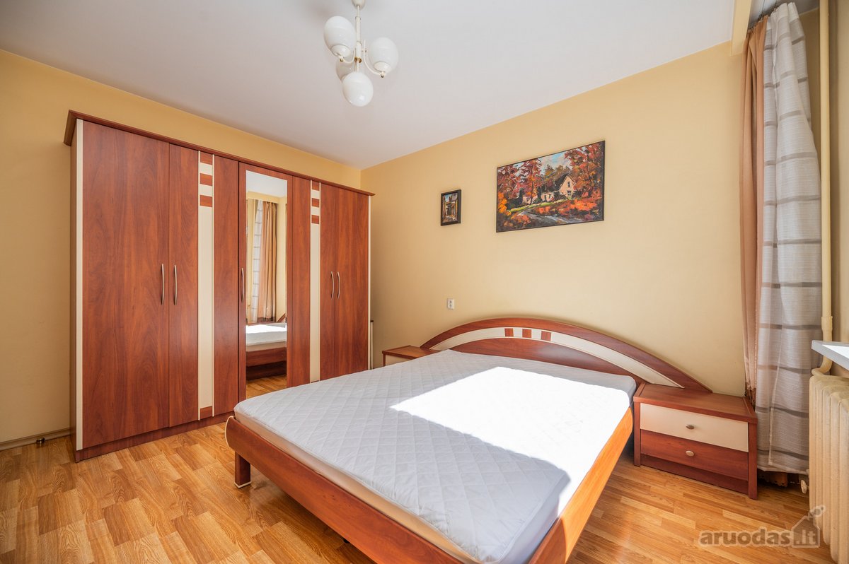 Parduodamas 2 kambarių butas Šeškinės gatvėje