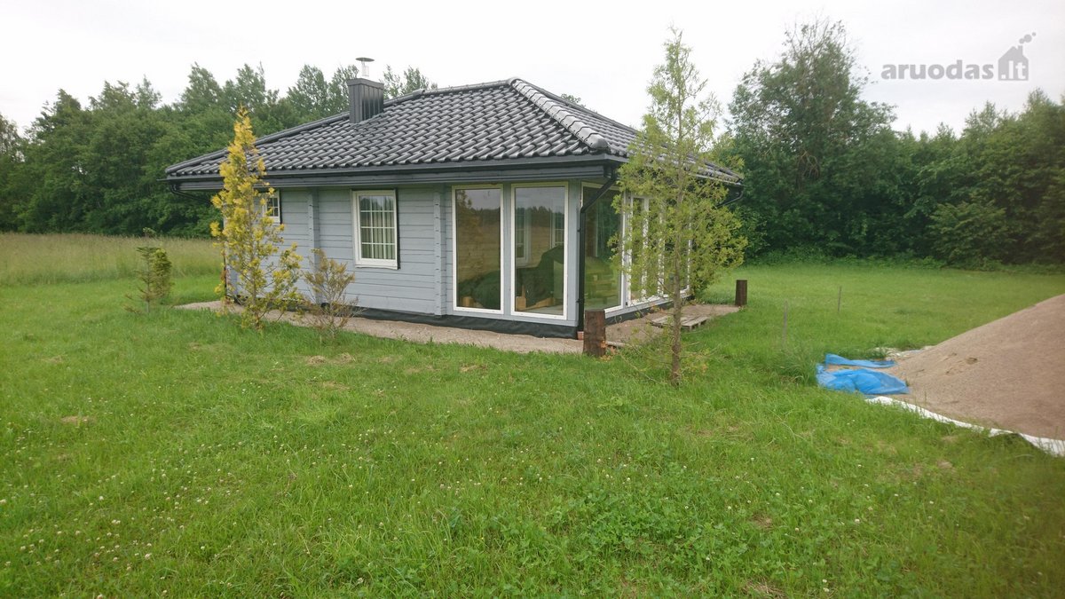 Parduodami 2 namų valdos sklypai, prie miško