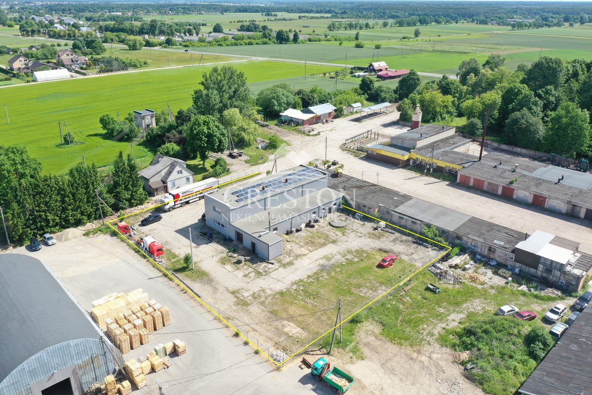 Parduodamos tvarkingos 467,91 kv. m ploto - nuotraukos Nr. 2