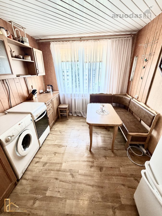 Parduodamas didelis 2 kambarių butas Ruklio g