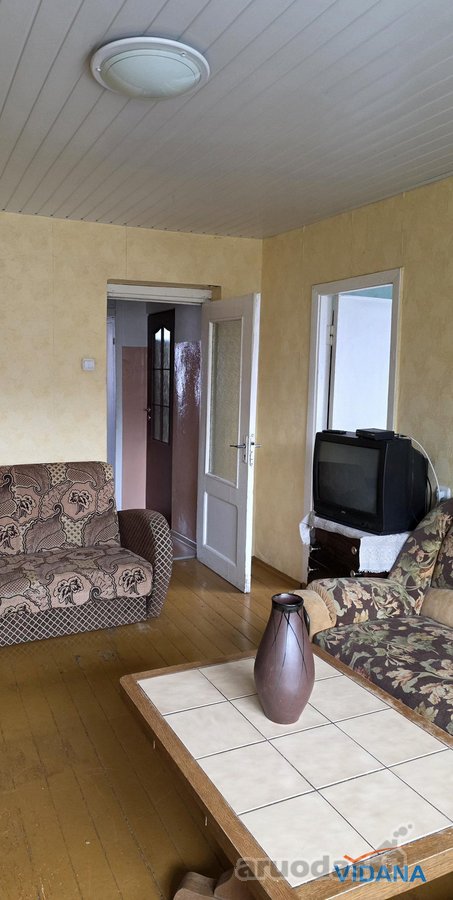 3 Kambarių Butas Renovuotame Name Šalia Centro :