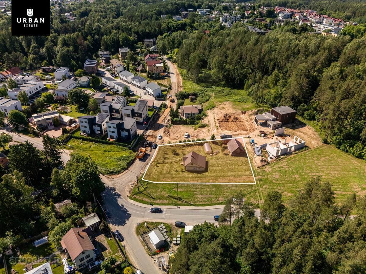 Namų Valdos Sklypas Solidžiame Gyvenamųjų