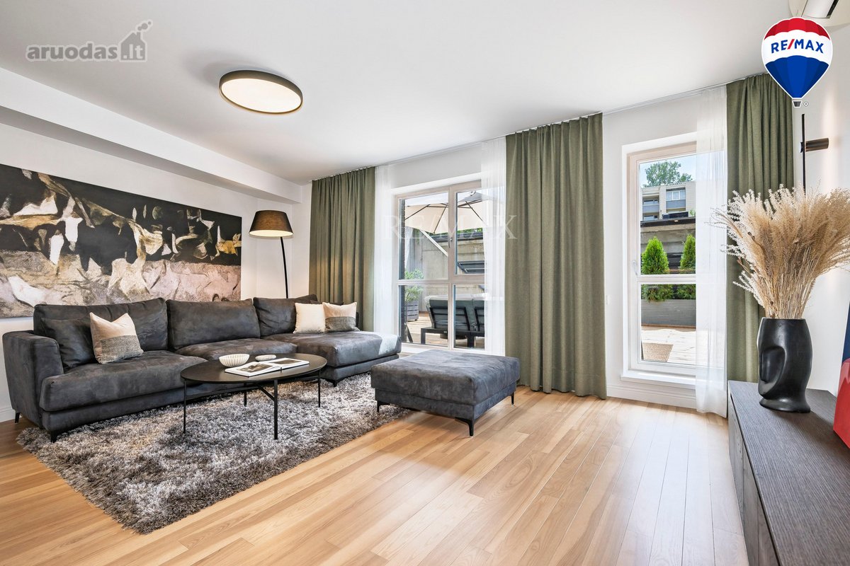 A rare opportunity to own a brand-new, never - nuotraukos Nr. 3