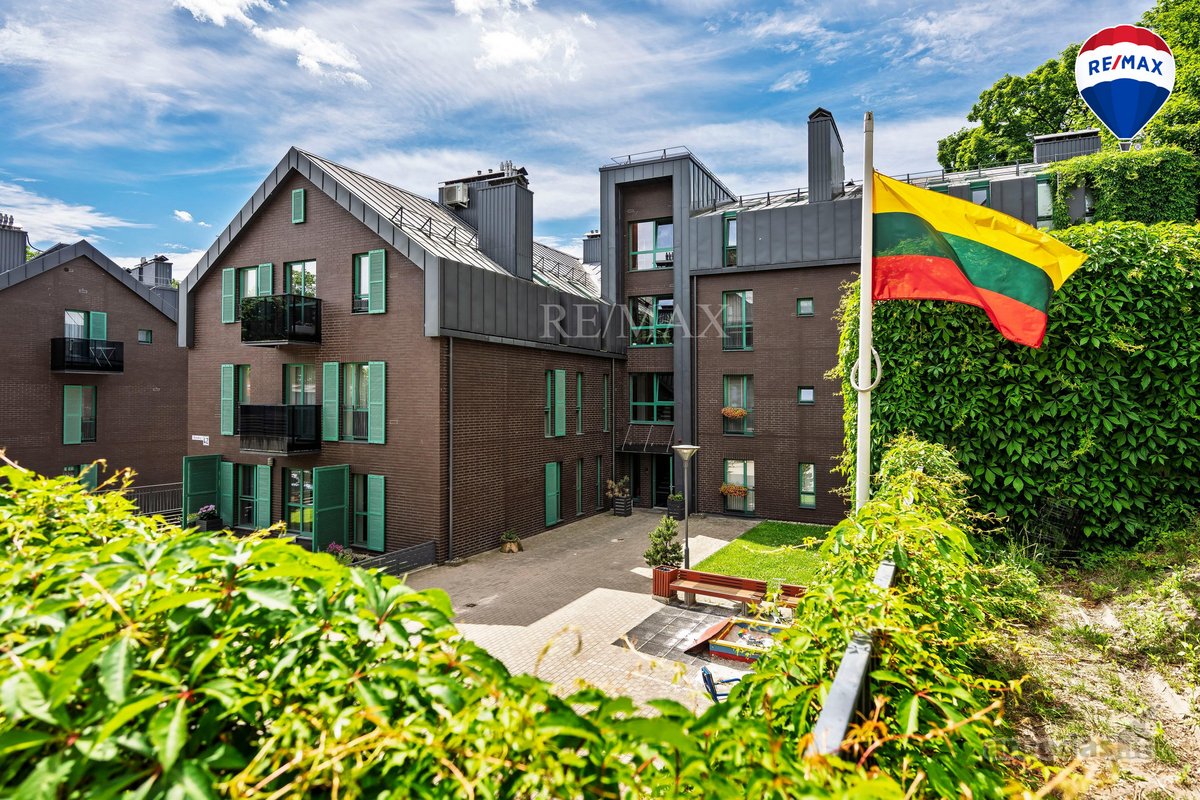 A rare opportunity to own a brand-new, never - nuotraukos Nr. 33
